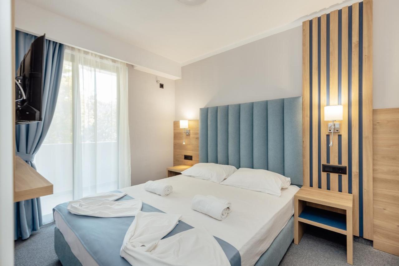 Hotel Talia Topla Екстер'єр фото