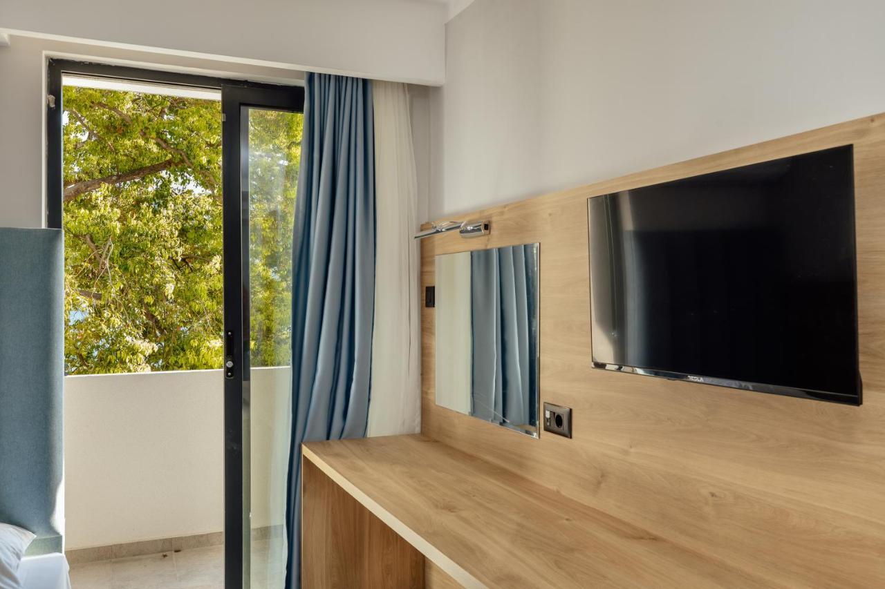 Hotel Talia Topla Екстер'єр фото