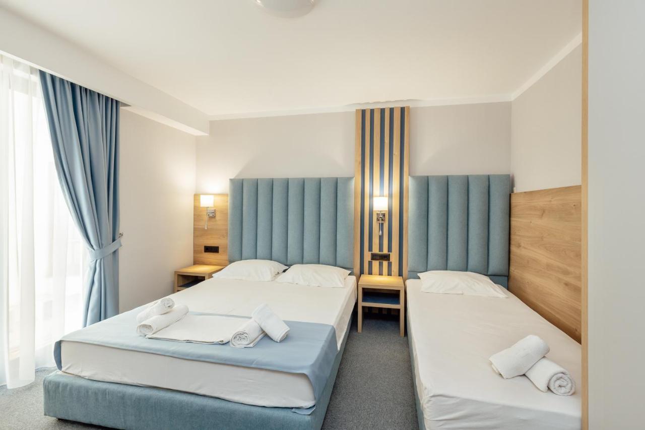 Hotel Talia Topla Екстер'єр фото