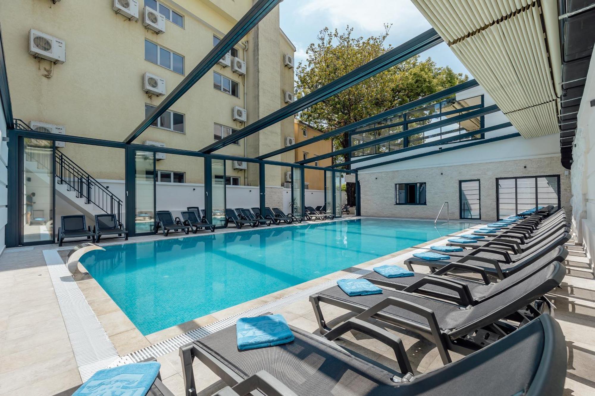 Hotel Talia Topla Екстер'єр фото