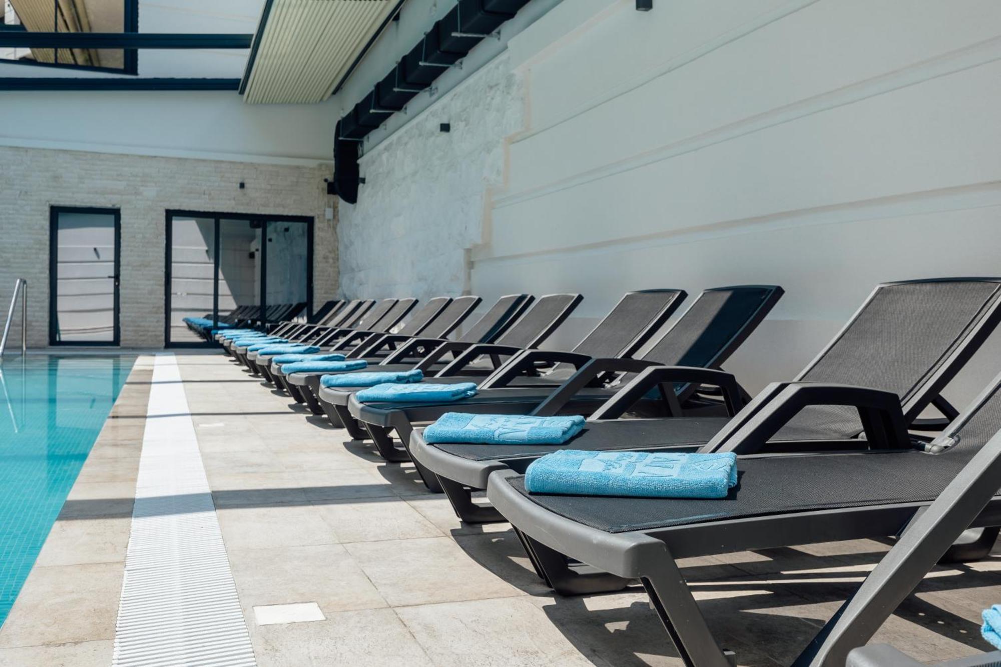 Hotel Talia Topla Екстер'єр фото