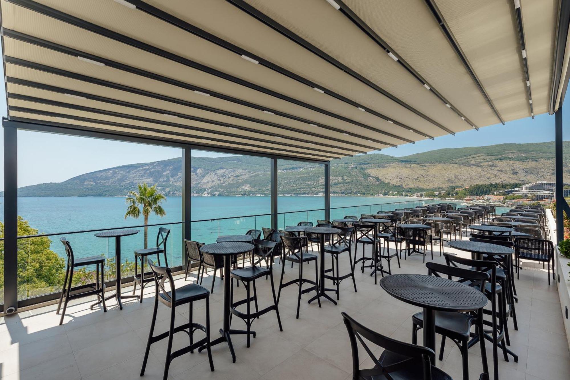 Hotel Talia Topla Екстер'єр фото